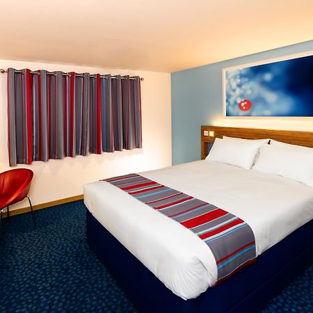 Travelodge Edinburgh Central Waterloo Place Exterior foto
