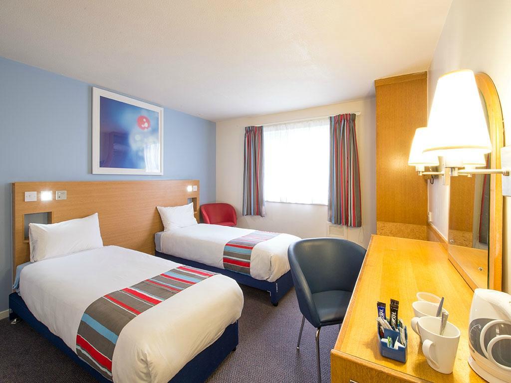 Travelodge Edinburgh Central Waterloo Place Exterior foto